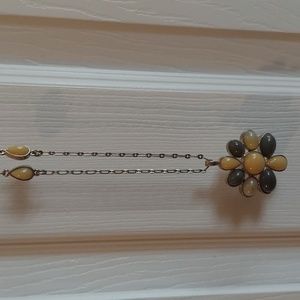 Y2k Loft Jade & Cream Daisy 30" long chain necklace Like New Rare!